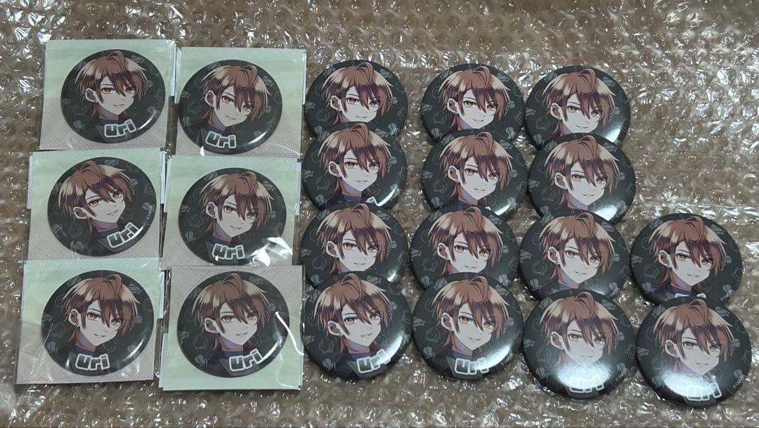 カラフルピーチ うり 缶バッジ