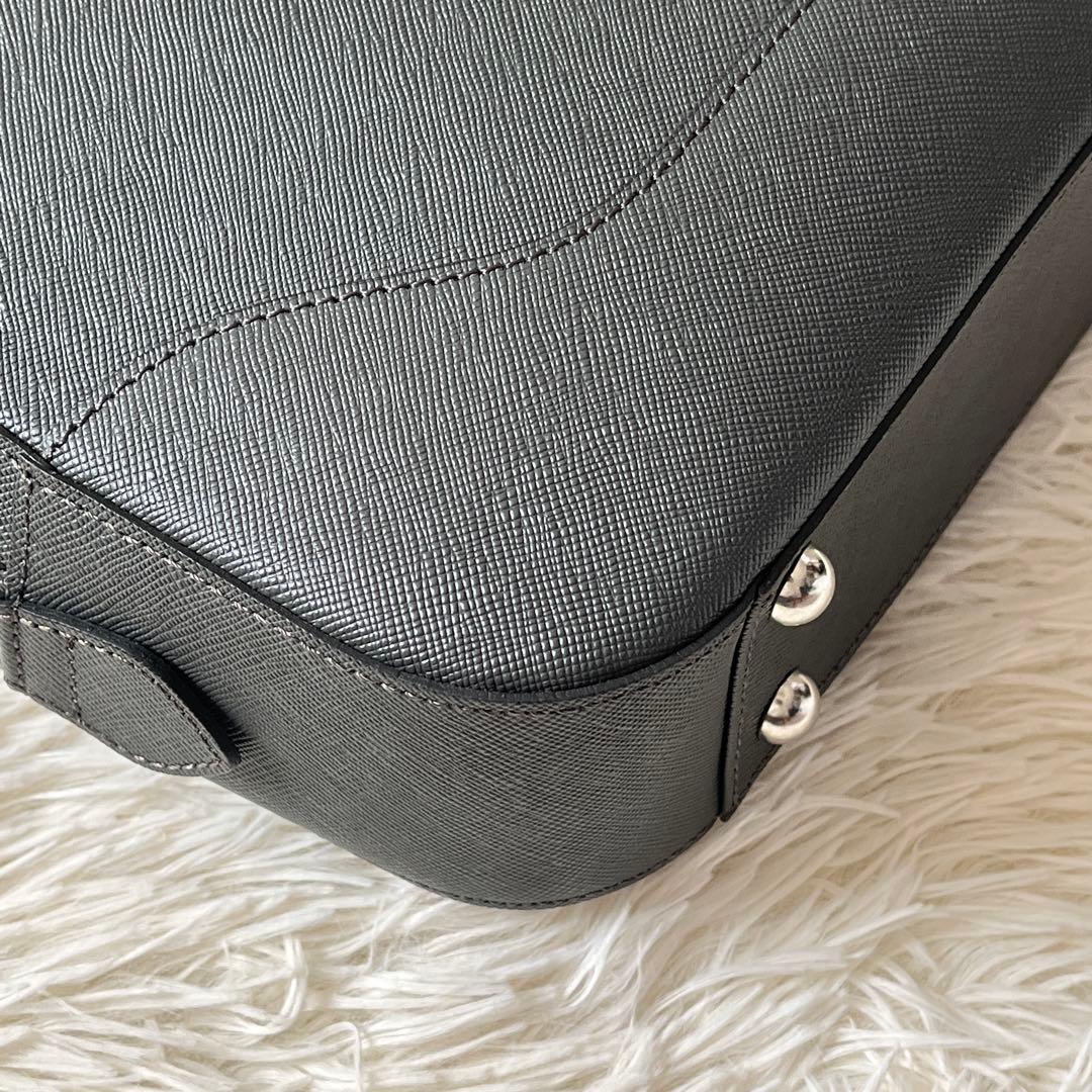 新品未使用✨PELLE MORBIDA ペッレモルビダ　ブリーフケース　グレー