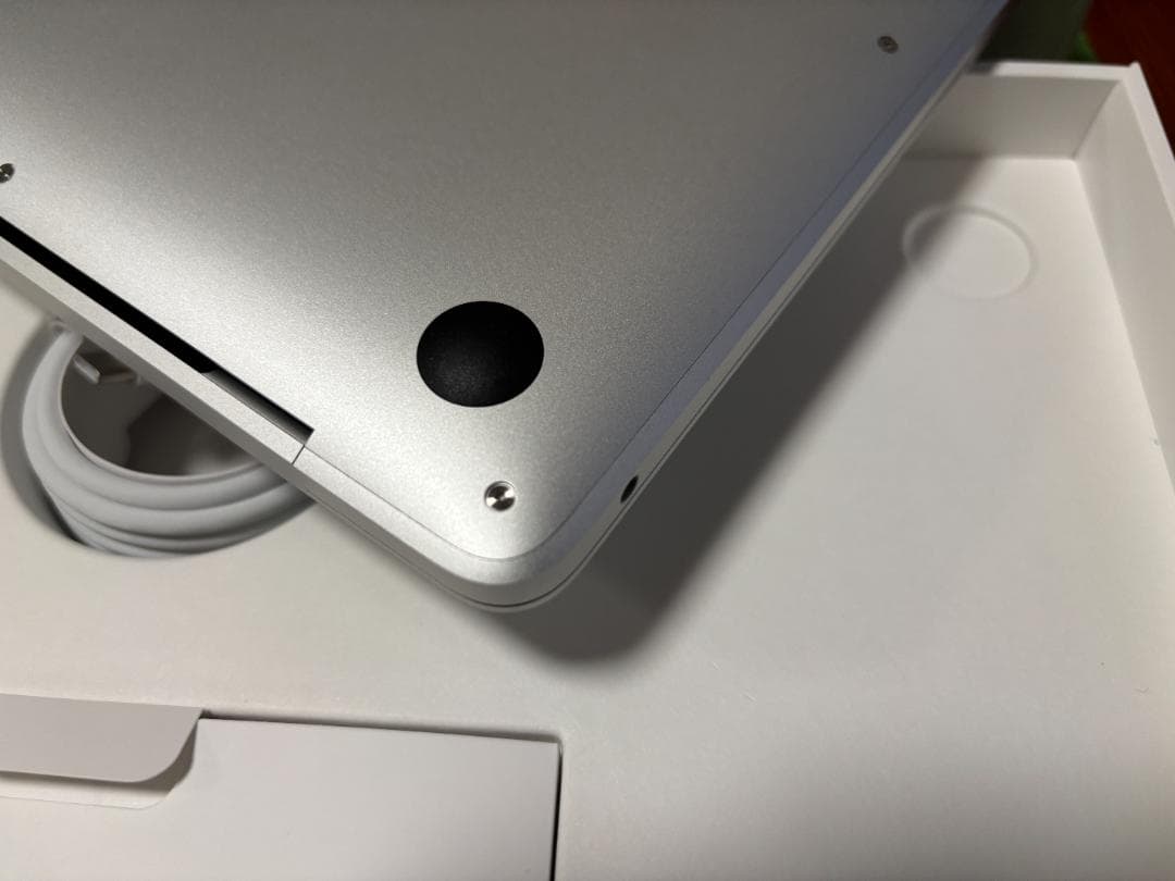 【新同】MacBook Air M1 8/256GB