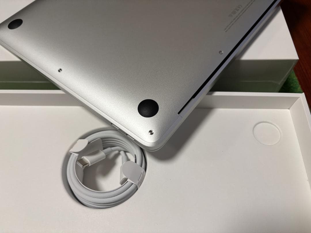 【新同】MacBook Air M1 8/256GB