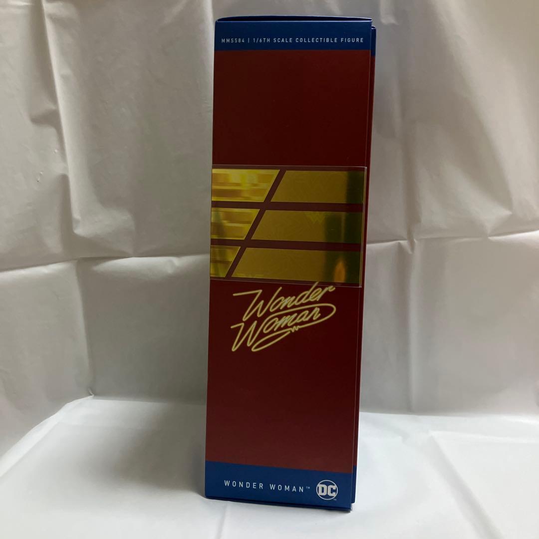 【未展示】ホットトイズ ワンダーウーマン1984版
