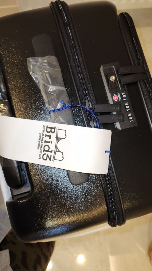 新品　Brid3　ゼロハリバートン　スーツケース　黒