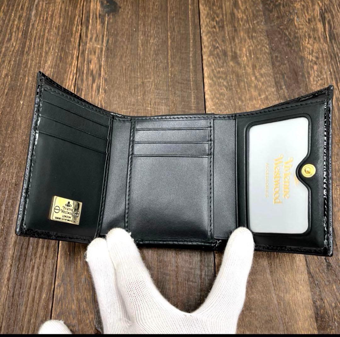 新品未使用　ヴィヴィアンウエストウッド 三つ折財布　黒　エナメル　がま口　⑧