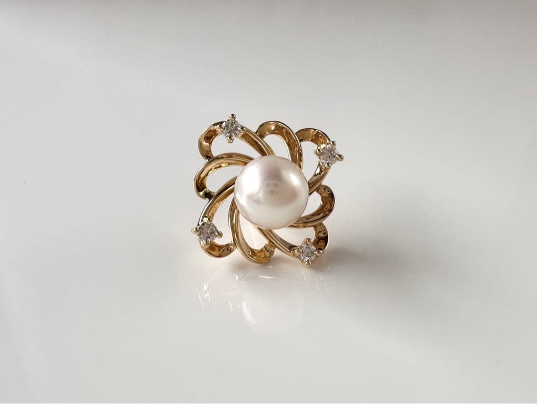 TASAKI アコヤ真珠 ダイヤモンド　ピンブローチ K18