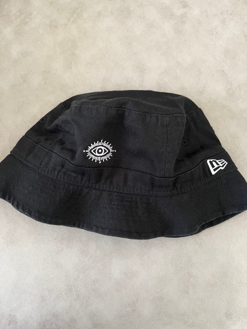 NEW ERA × キタニタツヤ バケットハット