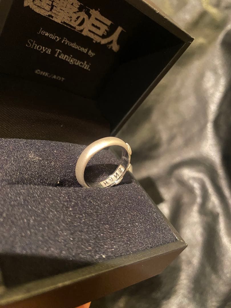 進撃の巨人　ハンジ Shoya Taniguchi リング