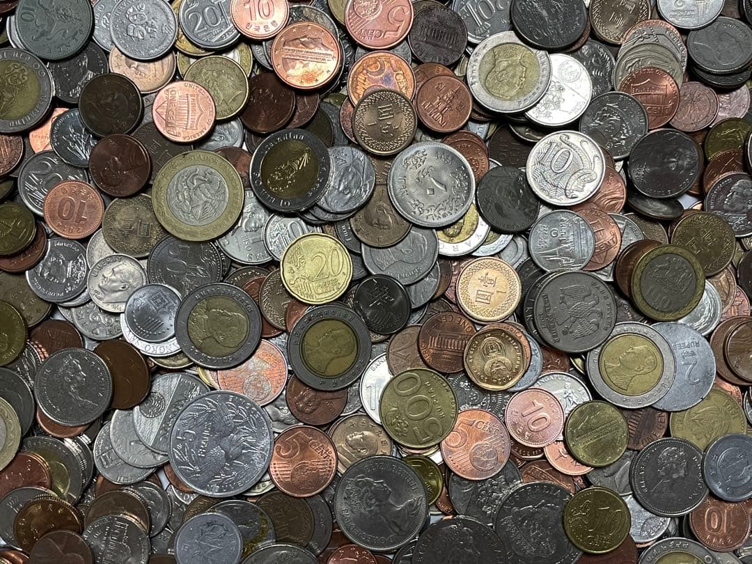 古銭　外国の硬貨　世界の　大量　4100g以上　詳細は分かりません