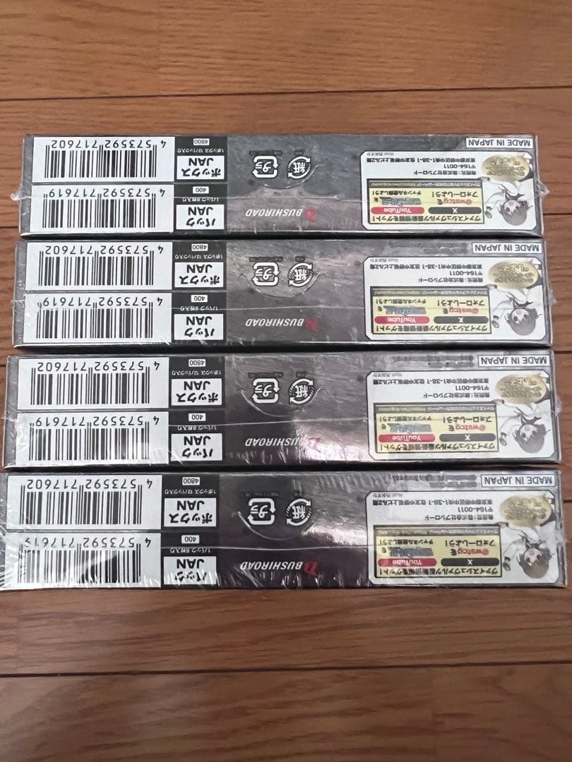 NIKKE ヴァイスシュヴァルツ　4BOX シュリンク付き　再販