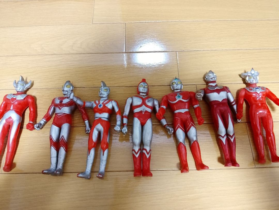 ウルトラマンフィギュアセット 72体