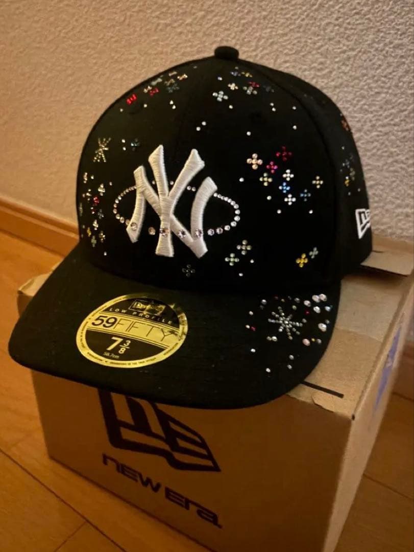 在庫処分New Era 59FIFTY ブラック 73/8 スワロフスキー