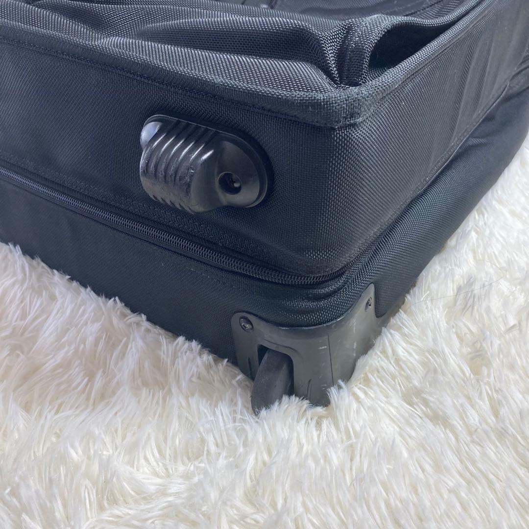 美品✨ TUMI ブラック キャリーケース 伸縮式ハンドル 機内持込可