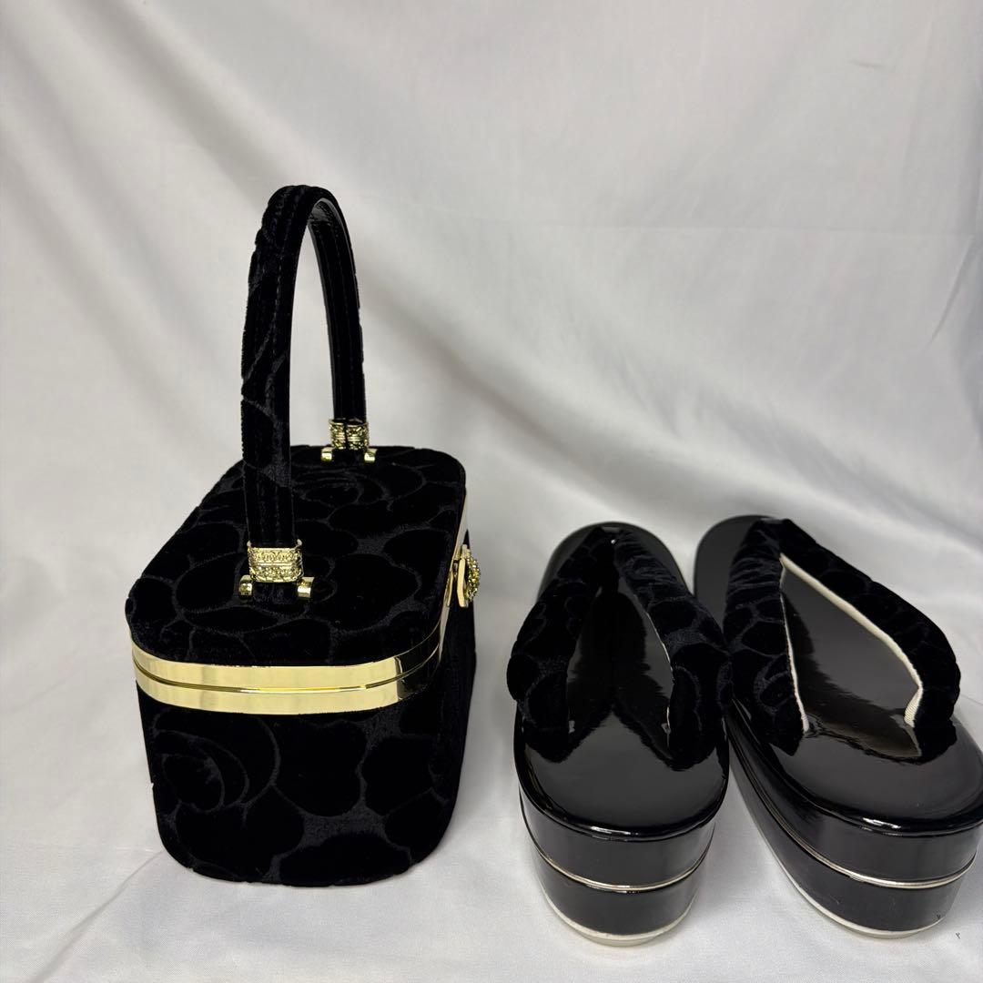 新品未使用　振袖用　ベルベット　2026年　草履　バッグ　セット　黒　フリー