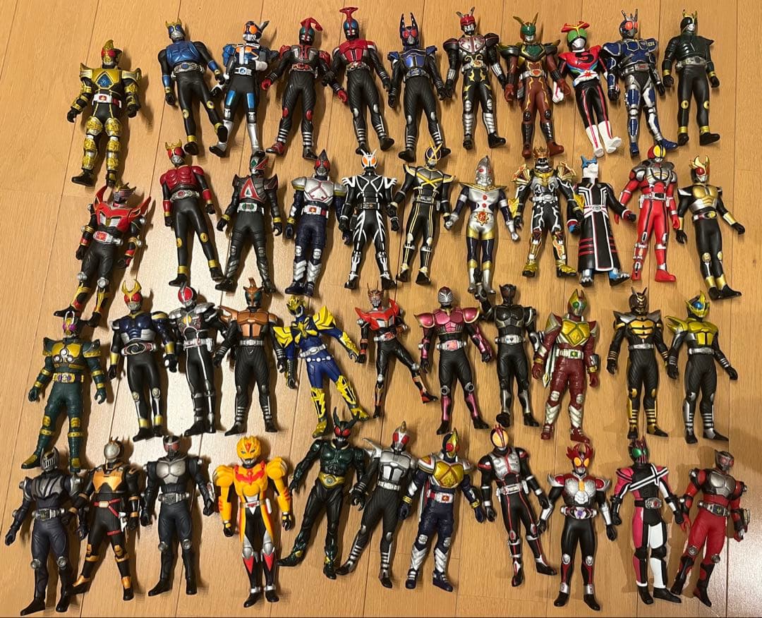 仮面ライダー　ソフビ　フィギュア　戦隊ヒーロー