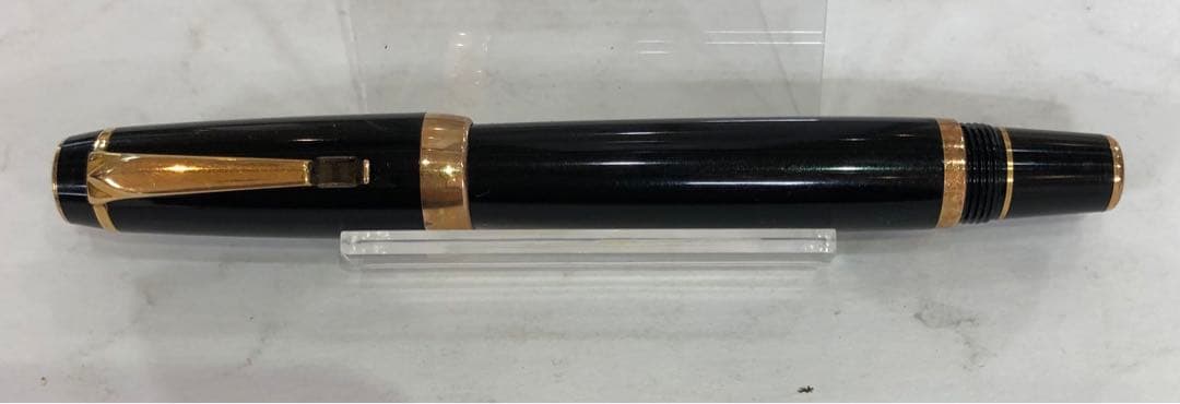 t*p様 MONTBLANC モンブラン キャップ付き式レッドジェムストーンボー