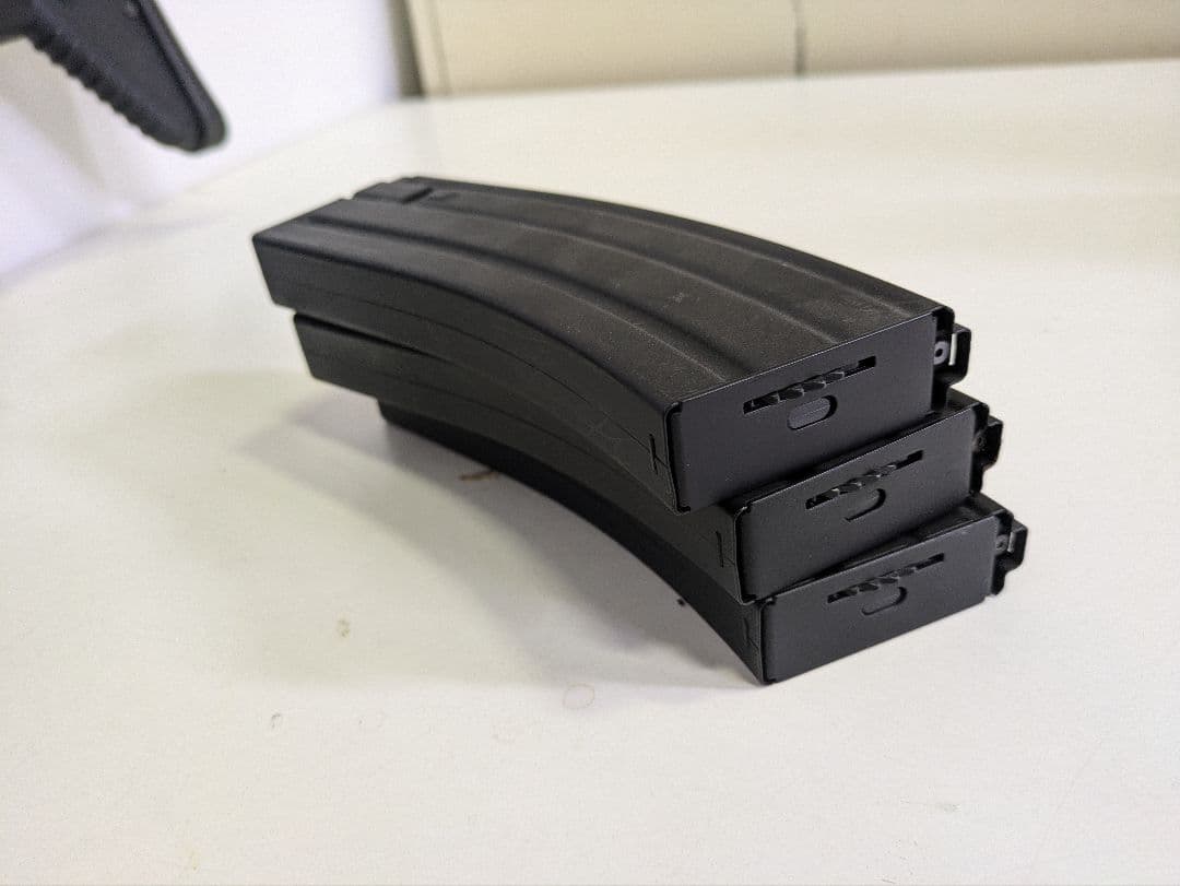 東京マルイ SCAR-L ブラック 次世代電動ガン 中古 多段マガジン3本付き