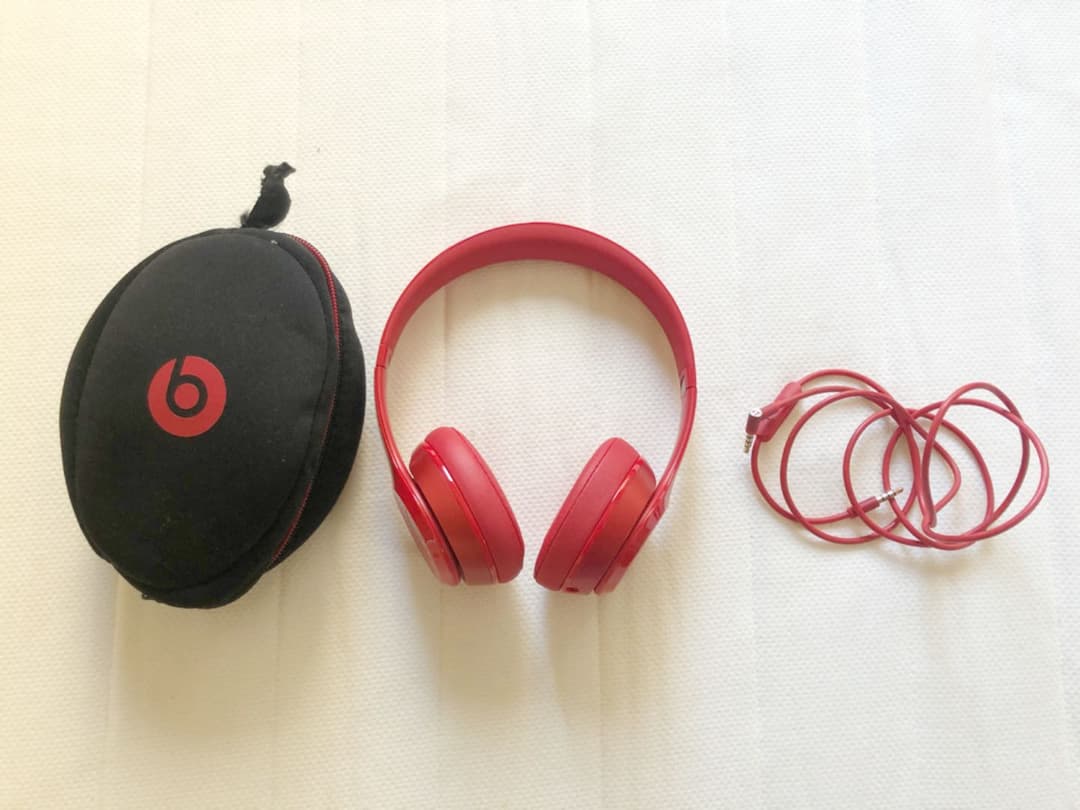 Beats by Dr.Dre Solo2オンイヤーヘッドフォン レッド