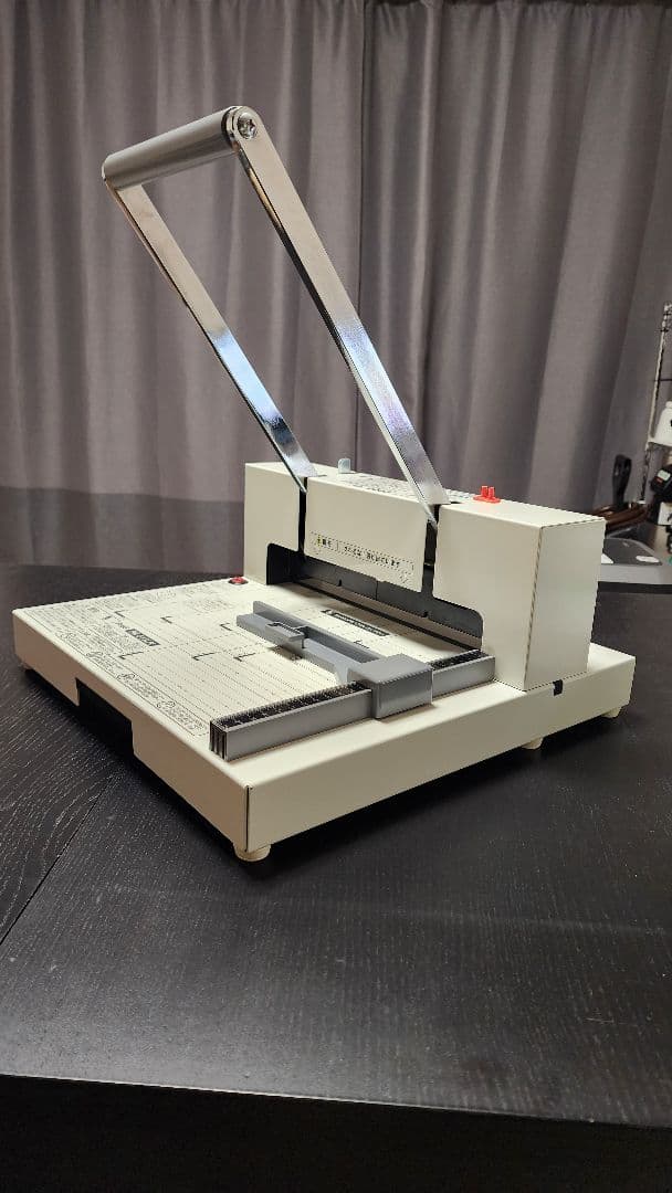 プラス 裁断機 かんたん替刃交換 PK-513LN 裁断幅A4タテ 26-309