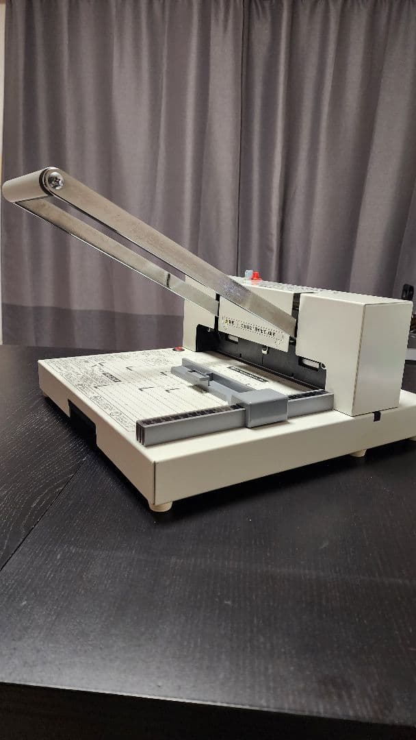 プラス 裁断機 かんたん替刃交換 PK-513LN 裁断幅A4タテ 26-309