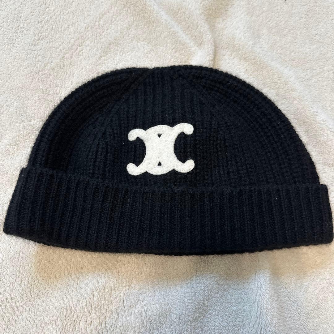 CELINE トリオンフ　ニット帽 ブラック