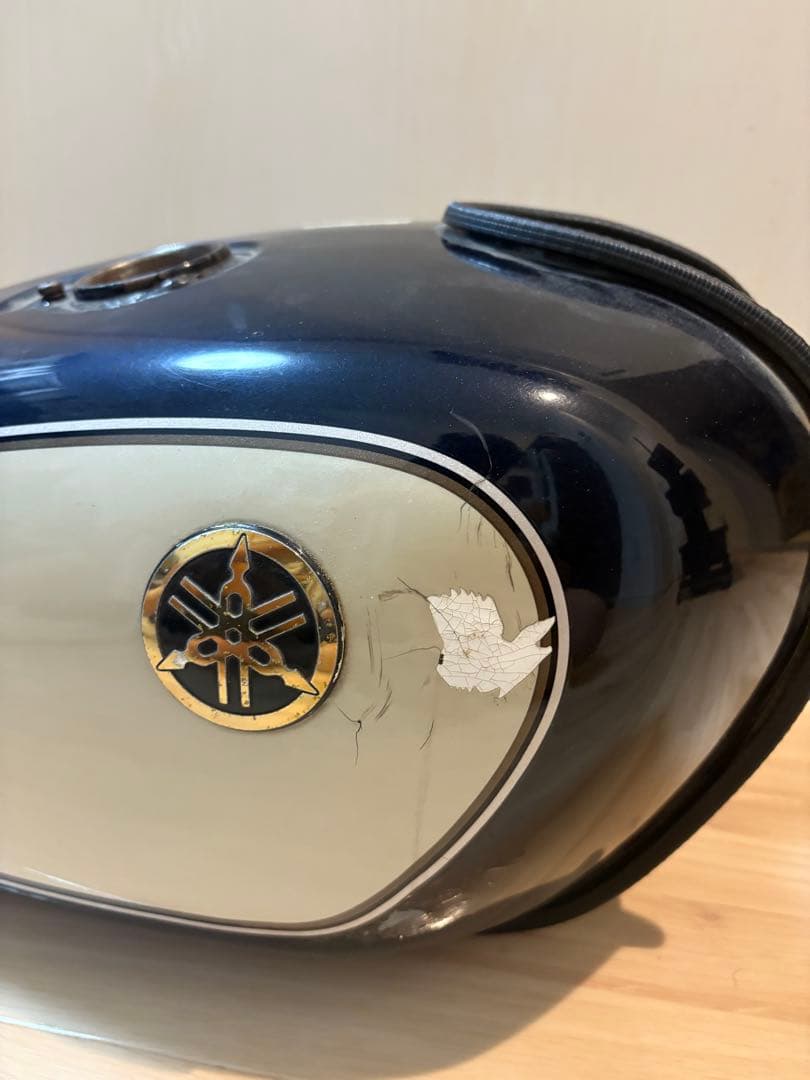 Yamaha タンク ネイビー/シルバー