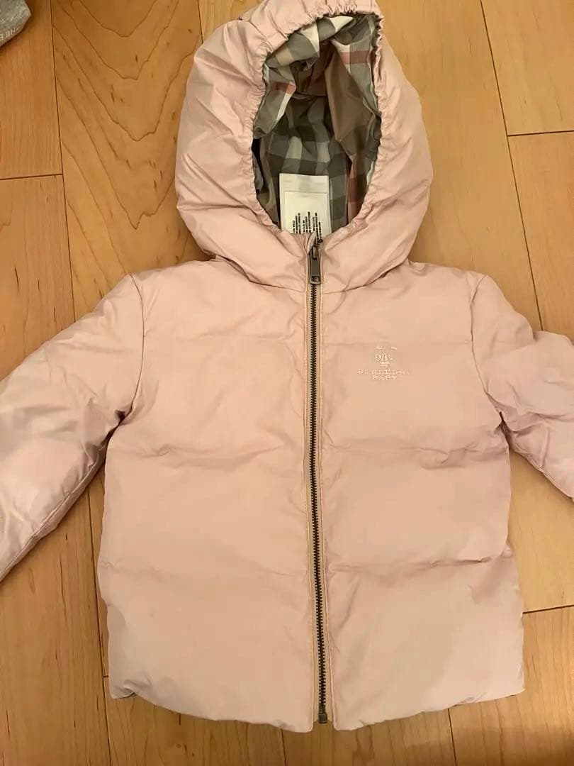 Burberry ピンク フード付きダウンコート　92cm 24m