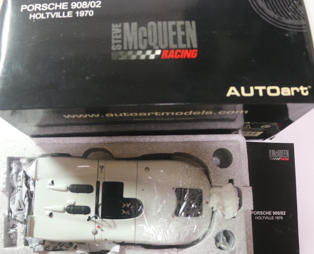 オートアート製　ポルシェ９０８／２　スティーブ•マックィーン仕様 　１／１8』