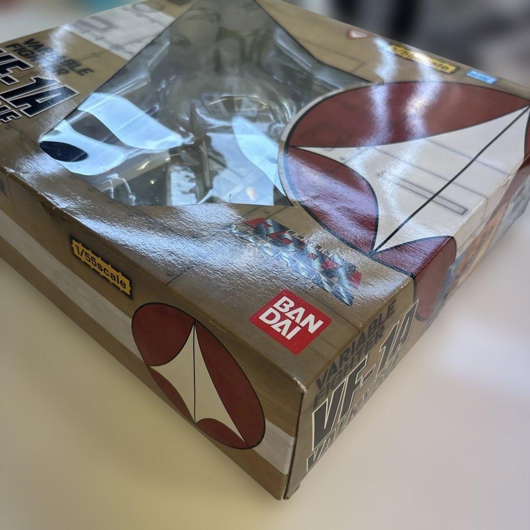 【未組立】BANDAI 1/55 VF-1A バルキリー可変戦闘機 マクロス