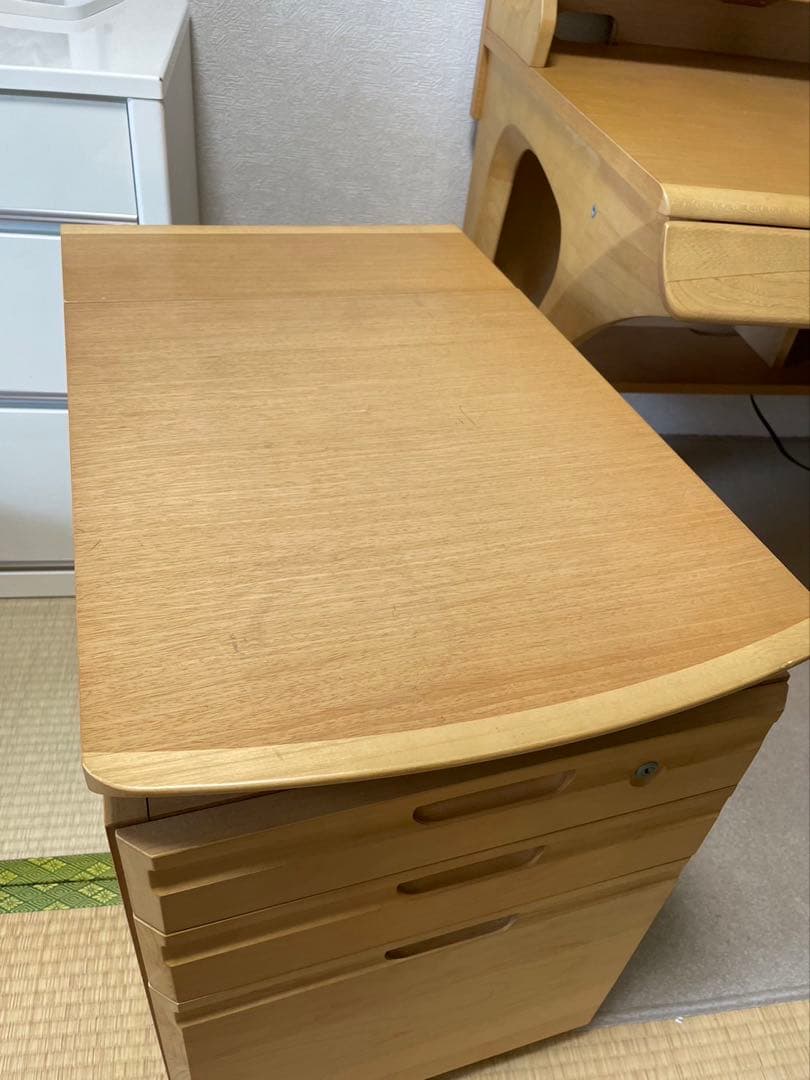 sara  ❸カリモク ボナシェルタ ワゴン（学習机）