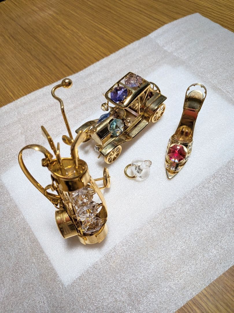 宝石のクラッシックカー・ゴルフクラブ・ハイヒール・おしゃぶり　スワロフスキー似