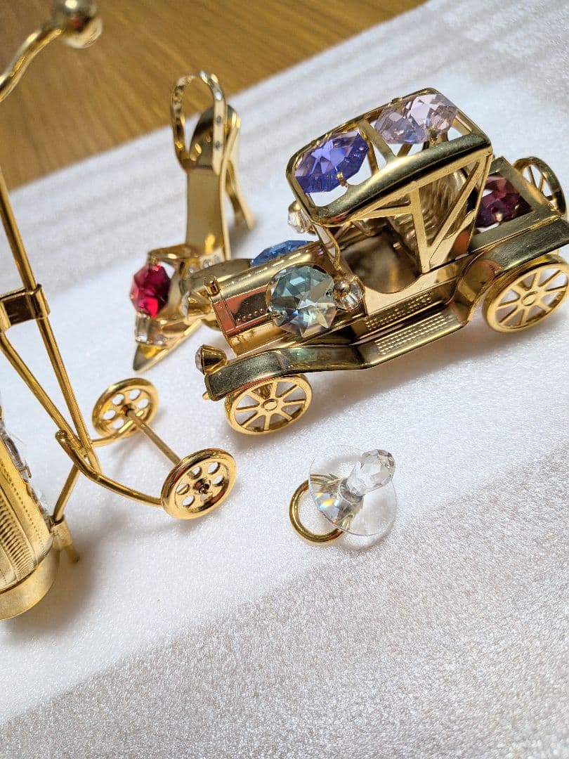 宝石のクラッシックカー・ゴルフクラブ・ハイヒール・おしゃぶり　スワロフスキー似