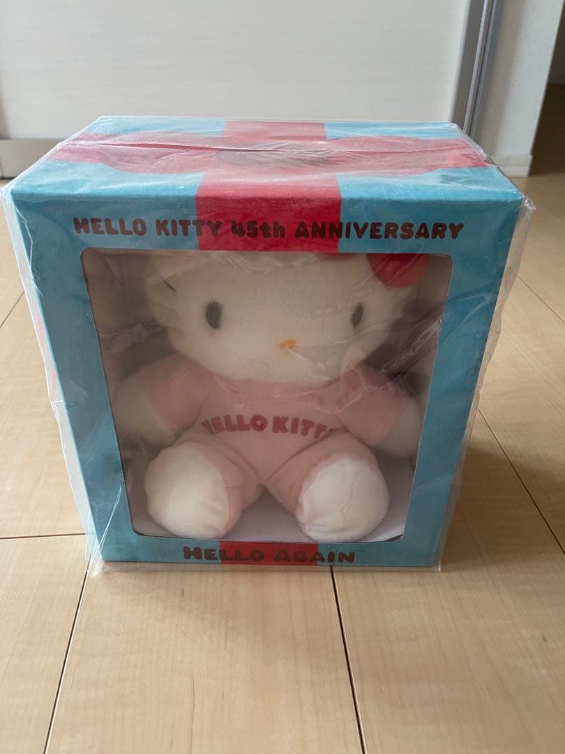 レア品　HELLO KITTY 45th ANNIVERSARY ぬいぐるみ