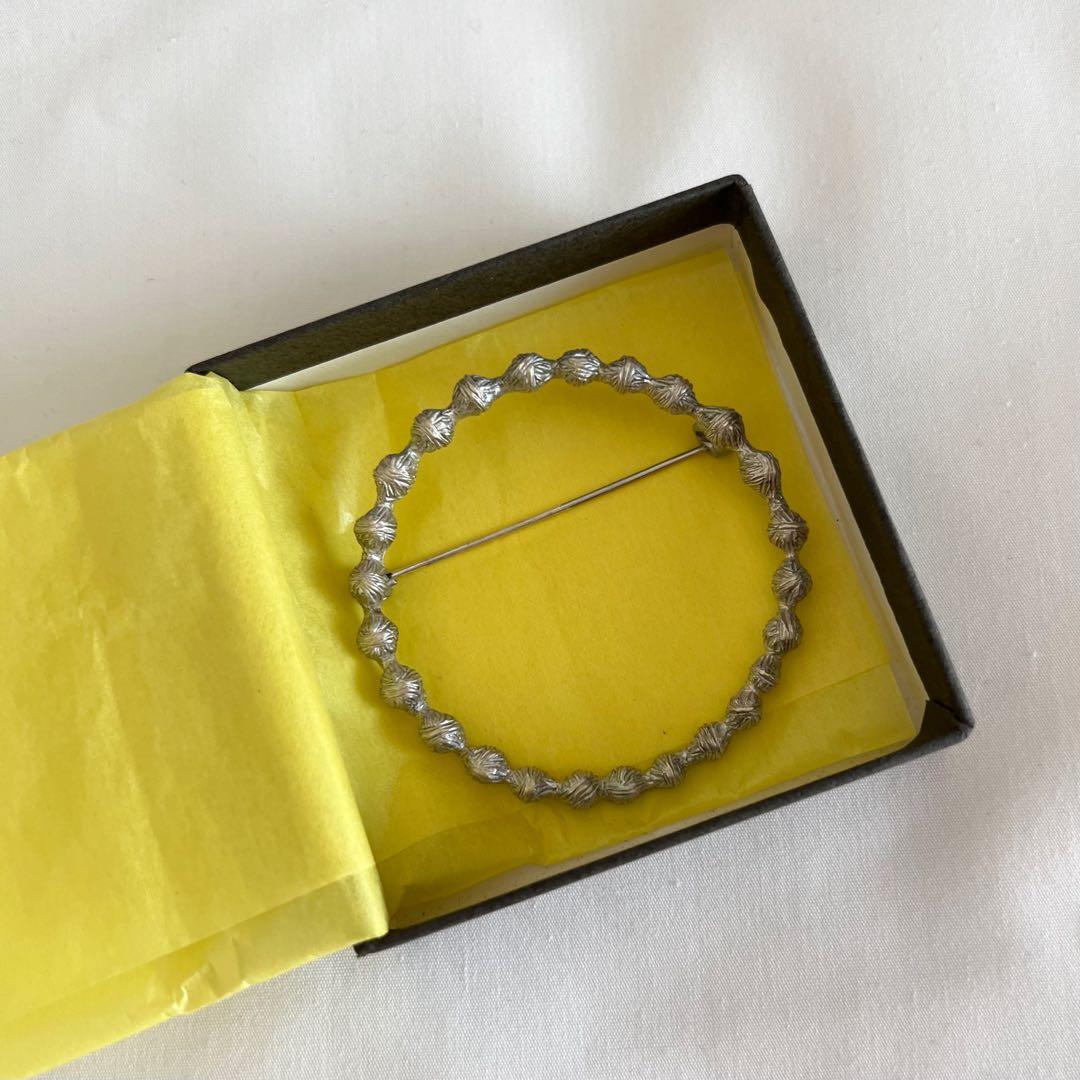 minä perhonen タンバリン　ブローチ