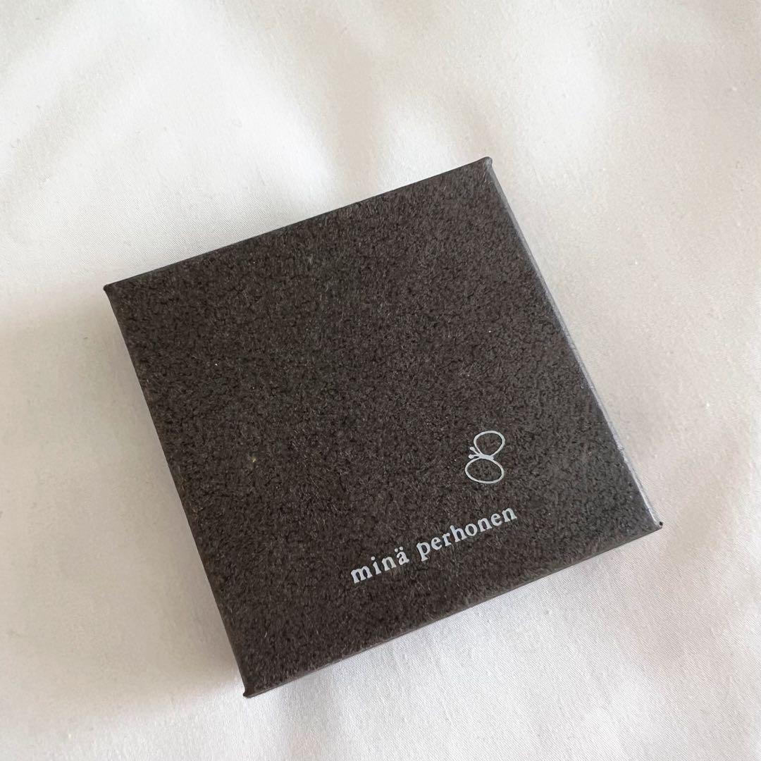 minä perhonen タンバリン　ブローチ