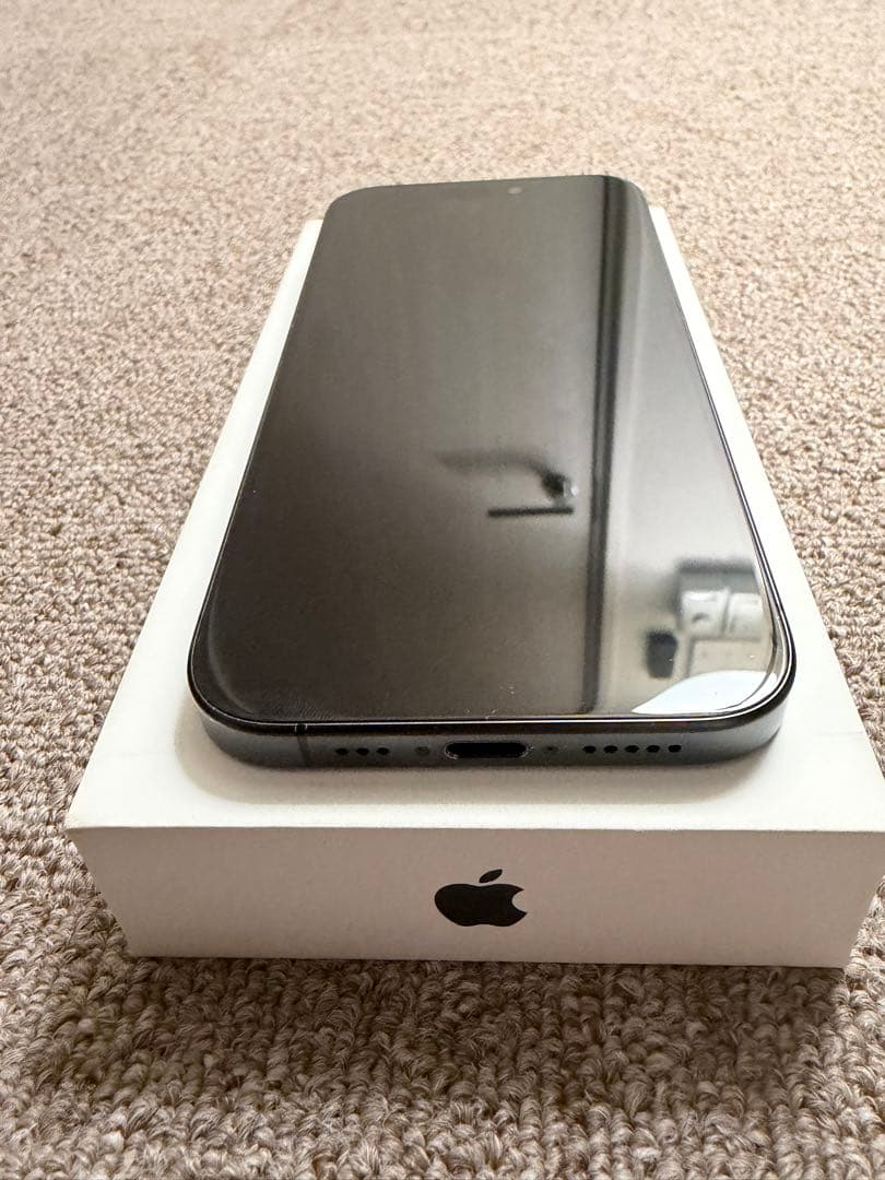 スマートフォン本体 Apple iPhone 15 Pro 128GB Titanium Black