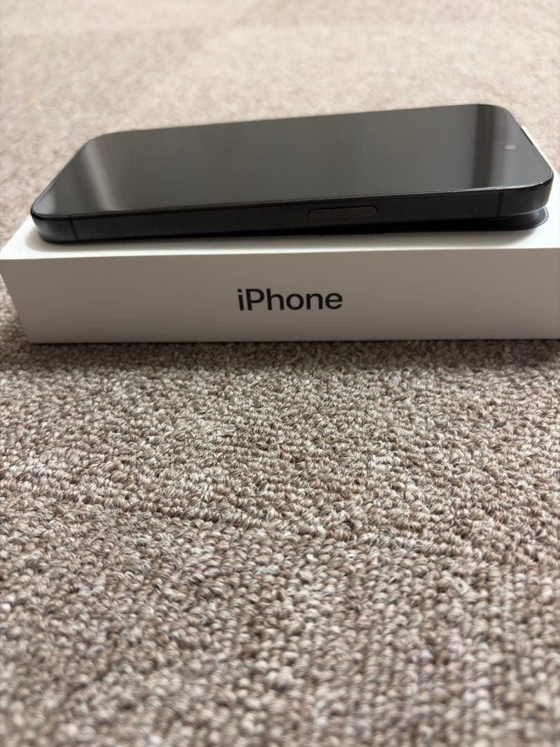 スマートフォン本体 Apple iPhone 15 Pro 128GB Titanium Black