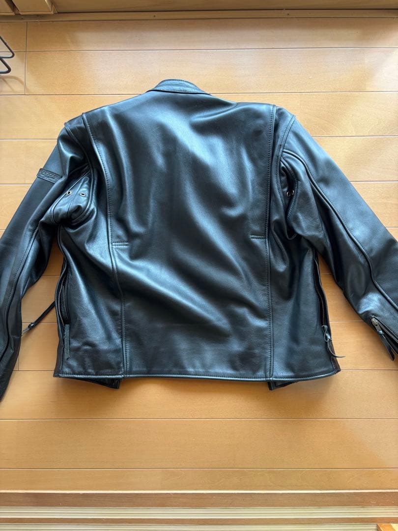 ブラック レザー シングルライダースジャケット