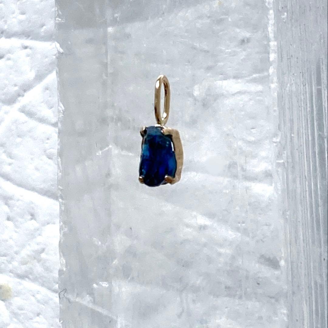 ユークレース原石10金ペンダントトップ