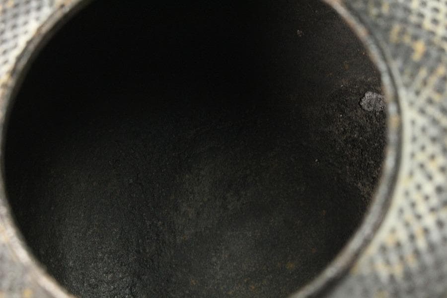 龍文堂 霰肌 金銀象嵌 鉄瓶 未使用(K-XA911)