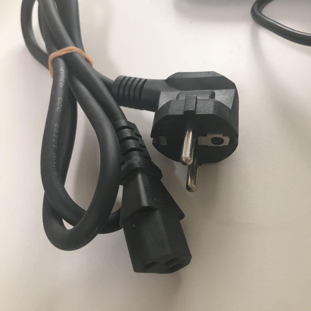 【値下】スモークマシン　フォグマシン　業務用　リモコン付き