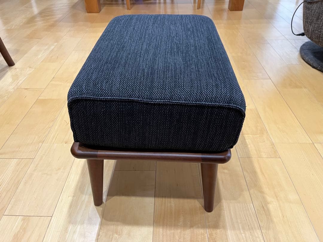 フジシ　3P　ソファ　スローライフ　ブラック　ウォールナット　オットマン