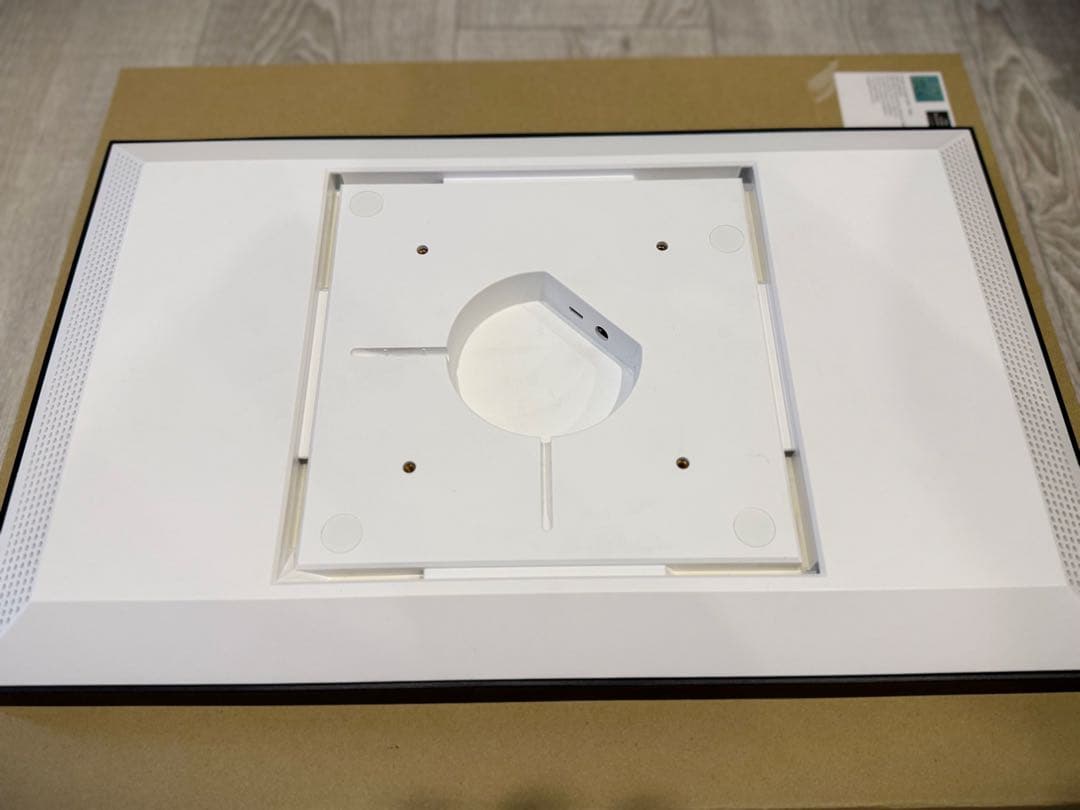 【echo show 15 】第一世代　リモコンと取り付け金具有り