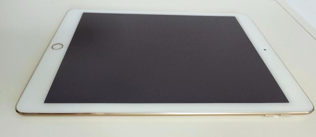 Apple iPad Air2 ゴールド 128GB本体