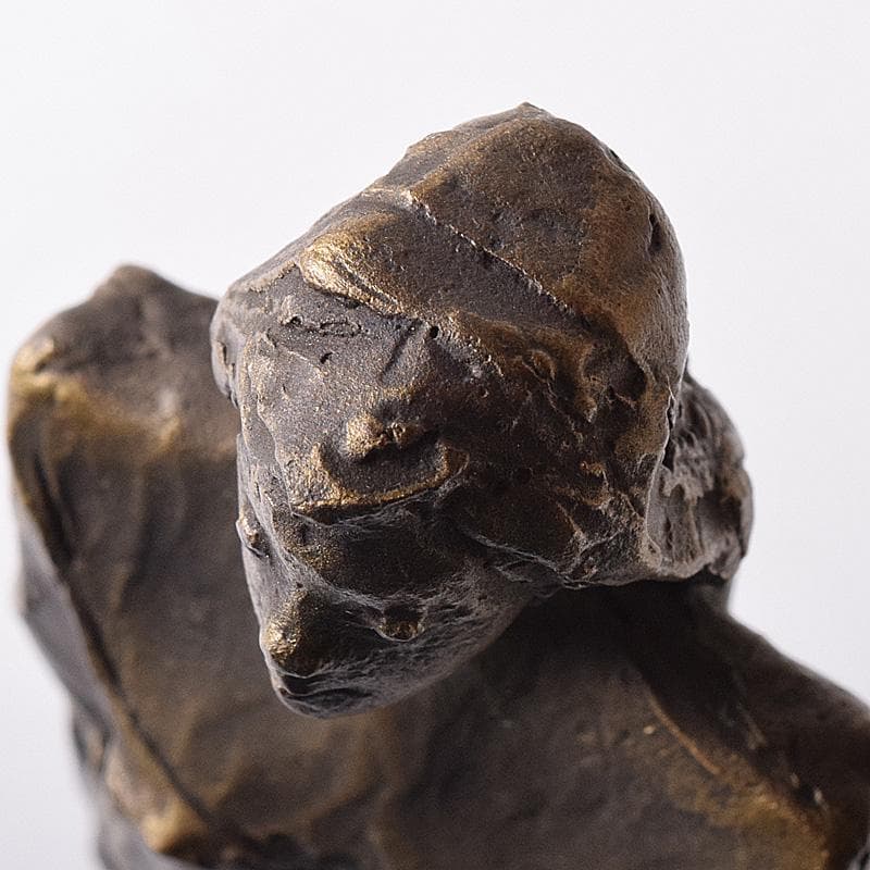 彫刻家　山本眞輔作　ブロンズ　「装い」　重さ約1.2㎏　C　R8108