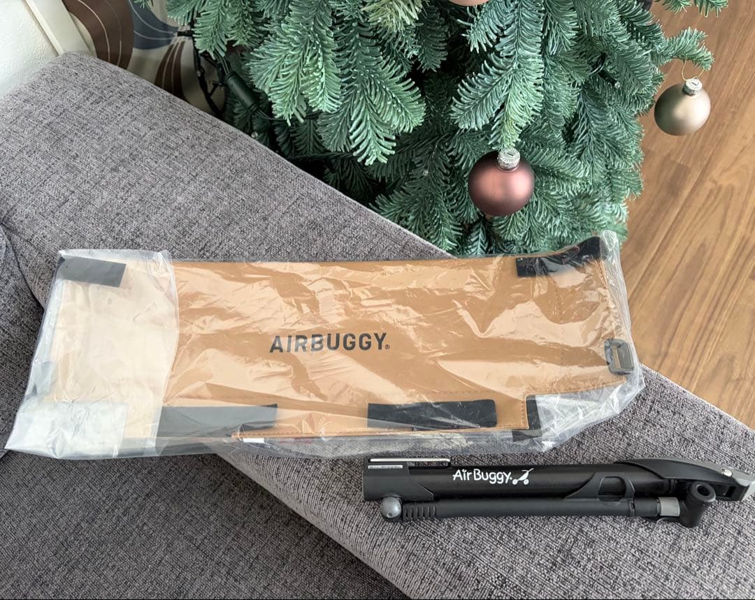 希少 カラーオーツ未使用に近い　エアバギー　最新フレームホワイトアッシュDOME