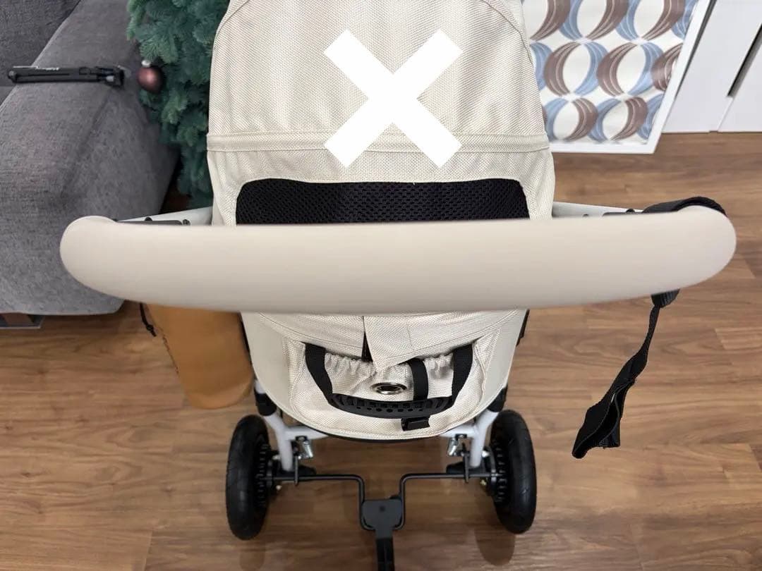 希少 カラーオーツ未使用に近い　エアバギー　最新フレームホワイトアッシュDOME