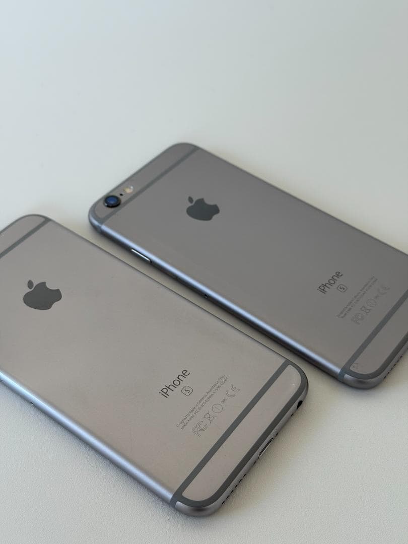 iPhone 6s A1688 2台セット 初期化済 SIMロック解除済み