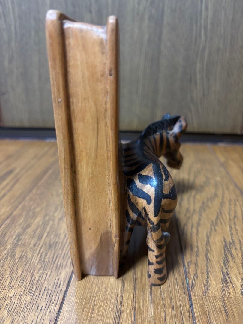 ブックエンド　ブックスタンド　エジプト　木彫彫刻