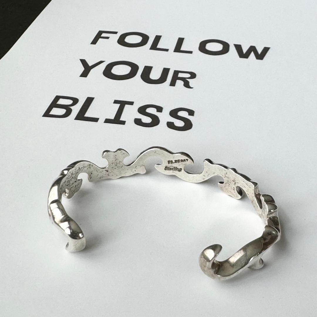 ヴィンテージ　サンドキャスト　ブレスレット　ナバホ　インディアンジュエリー