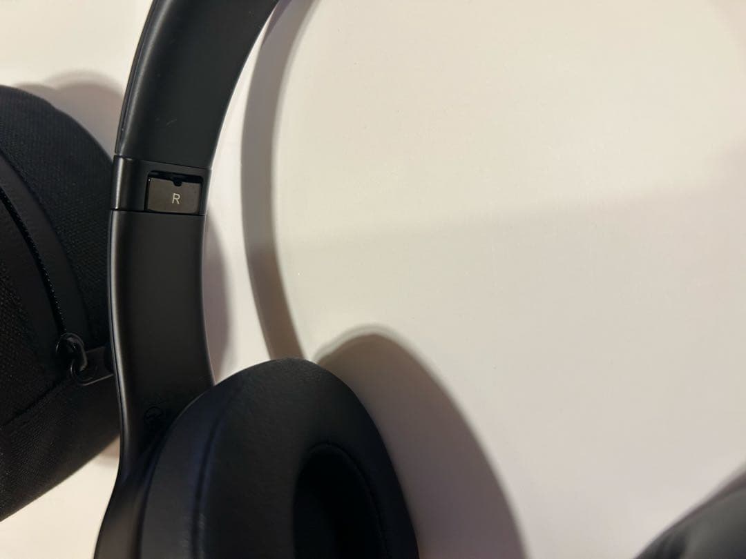 【美品】BEATS SOLO3 ワイヤレスヘッドホン ブラック