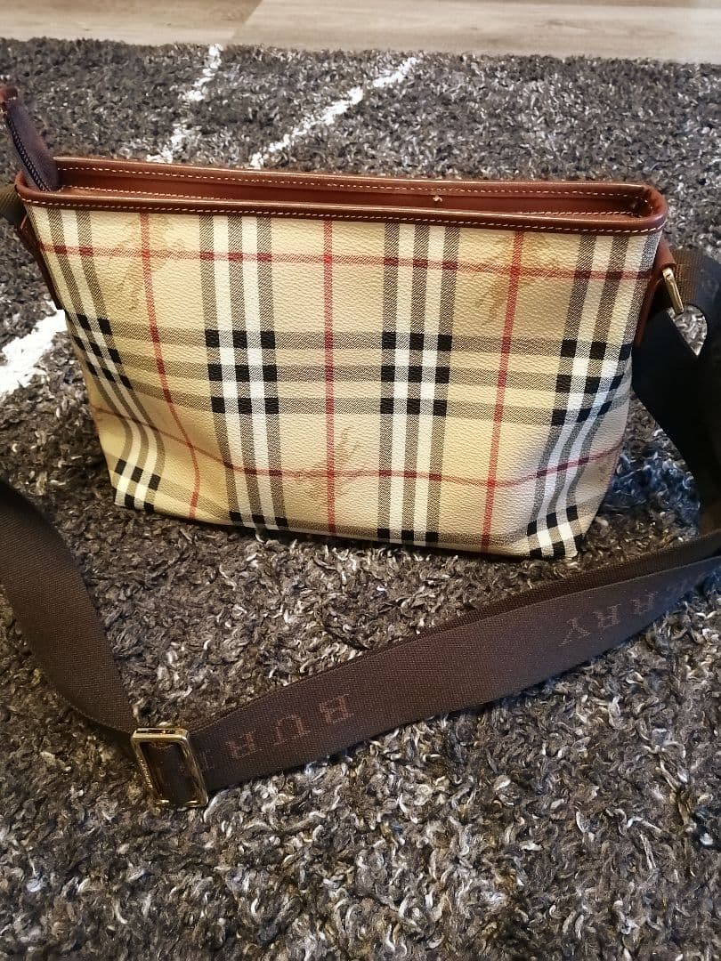BURBERRY バーバリー ノバチェック ショルダーバッグ